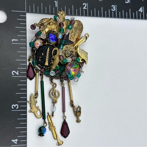 Vintage Mardi Gras Theme Handmade Cluster Brooch Pendant - Picture 7 of 7